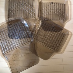 車用　フロアマット　防水の画像
