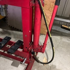 油圧プレス10トンの画像