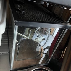 ケージ、ライトの画像