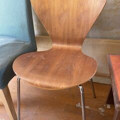 おしゃれな椅子　4脚　バラバラの画像