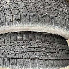 ヴォクシー　スタッドレスタイヤ　　195 65R15の画像