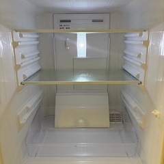 SHARP冷蔵庫の画像