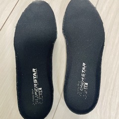 キッズスニーカーの画像