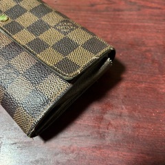 ルイ　ヴィトン  二つ折り財布の画像