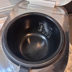 SHARP 炊飯器 ホワイト 内側使用感ありの画像