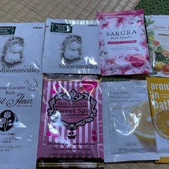色々入浴剤17種！アロマからバブルバスまでの画像
