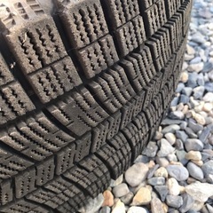 スタッドレス　225 55 17 ばり溝　2本セット　の画像