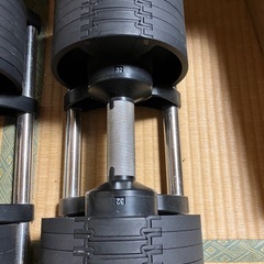 フレックスベル　32kg 4キロ刻み　可変式ダンベルの画像