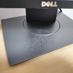 DELLパソコンモニター24インチ【海外アダプター付き】の画像