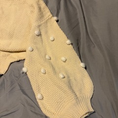 natural couture ポンポン付きニットの画像