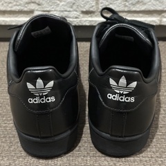 美品 27.5cm adidas スーパースター ブラック IG8663 SUPERSTARの画像