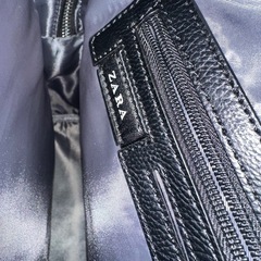 ZARA リュックの画像