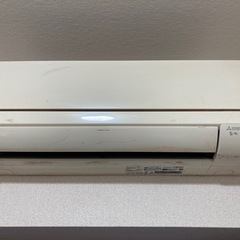 【0円】エアコン2基まとめて差し上げます（要取り外し・スリーブ塞ぎ）の画像
