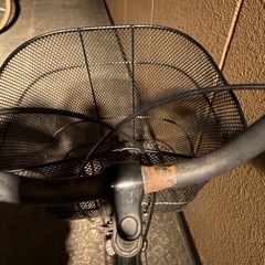 黒色の自転車の画像