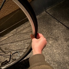 黒色の自転車の画像