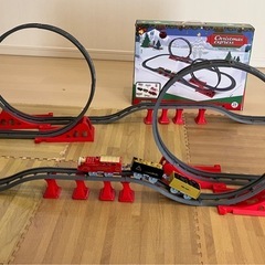 クリスマスおもちゃ　電車　の画像
