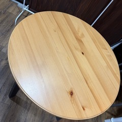 ダイニングテーブル　丸型　　ナチュラル2人掛の画像