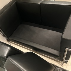 ル・コルビジェ リプロダクト2Pソファーの画像