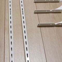 WAKI 和気産業 1×4ピラシェル棚柱+棚受セット　白　可変棚の画像