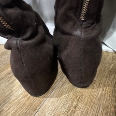 Peach John スエードブーツの画像