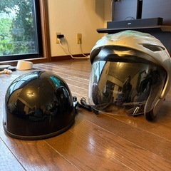 ヘルメット（フルフェイス、半キャップセット）の画像