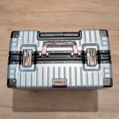 【無料で差し上げます】JINGPIN スーツケースの画像