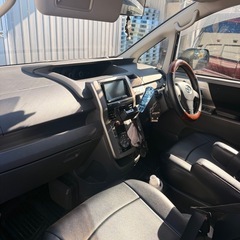 70 ヴォクシー　ZSの画像