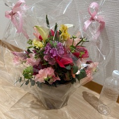 【すぐに取りに来ていただける方限定】プレゼント用鉢入り花束の画像