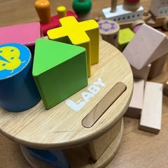 木のおもちゃ　積み木の画像