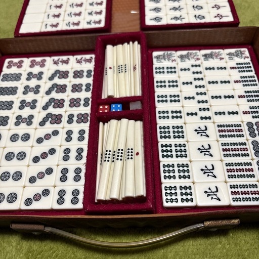 麻雀 背紫 珍品 デカ文字 レア コレクション 麻雀 背紫 珍品 デカ文字 レア コレクション 麻雀牌 特大牌 BIG牌 デカ