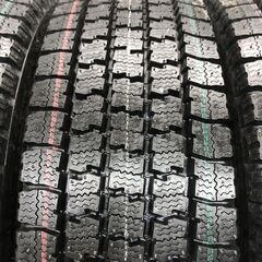 【新品】TOYO DELVEX M935 205/70R17.5 115/113N LT 17.5インチ ライトトラック用 スタッドレス 6本 24年製 エルフ ダイナ等　(STQ069)の画像