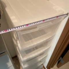 衣装ケースの画像