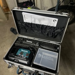 ペン型ドライバー マキタの画像