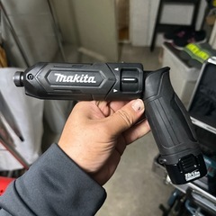 ペン型ドライバー マキタの画像
