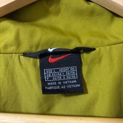 NIKE ナイロンジャケット
の画像