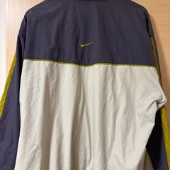 NIKE ナイロンジャケット
の画像