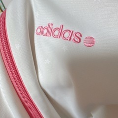 adidas上着の画像