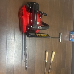 今だけまとめて購入の方に刃もプレゼント！年末前だけ限定商品！早いもの勝ち！チェンソーゼノアG2501 エンジン良好！セット販売！の画像