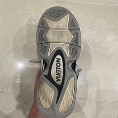 ルイ・ヴィトン LVトレイナー ミッド NBAコラボ スニーカー ホワイトの画像