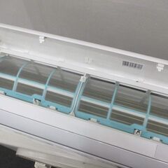 G∀小115 エアコン 中古家電 TOSHIBA/東芝 ルームエアコン 2.5kw 8畳 RAS-K251M 2023年製 検：ご来店又は配達限定 岩槻区/足立区の画像