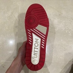ルイ・ヴィトン LVトレイナー ローカット スニーカー ホワイト/レッド LOUIS VUITTON  /  サイズ : 27cmの画像