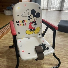 ベビーチェアの画像