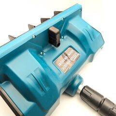 再16【在庫処分品】 電動除雪機 除雪機 充電式スノーショベル 【専用バッテリー2個+専用充電器付き】 折りたたみ式 伸縮 コードレス 低騒音 3方向調整可能の画像