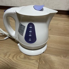 電気ケトルの画像