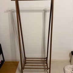 衣類掛け ハンガーラック 木製の画像
