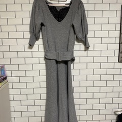 ❤️ベルト付き グレーワンピースの画像