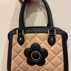 MARYQUANTマリクワ♡ハンドバッグの画像