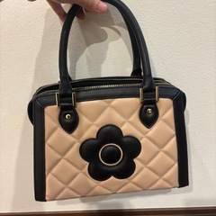 MARYQUANTマリクワ♡ハンドバッグの画像