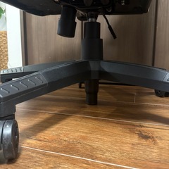 ゲーミングチェア（仕事用にも）の画像