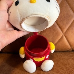 キティちゃん置き型ぬいぐるみ(収納付き)の画像